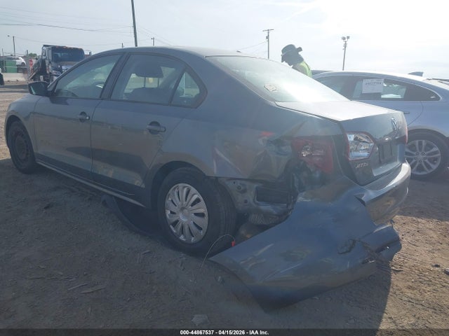 Volkswagen Jetta 2.0l S