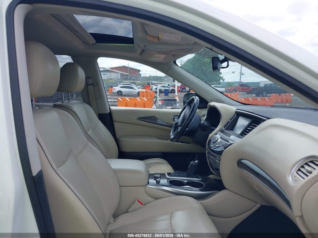 INFINITI Qx
