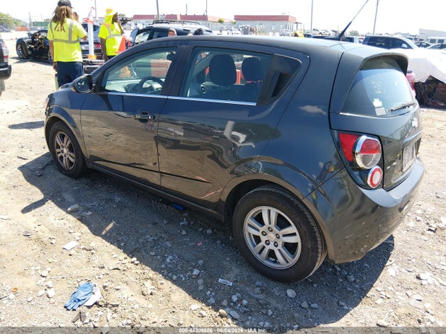 Chevrolet Sonic Lt Auto