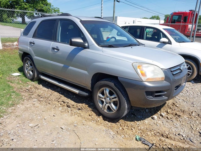 Salvage Kia Sportage Image
