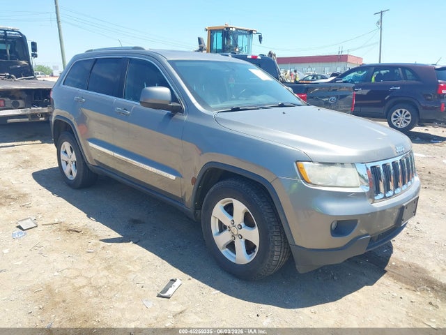 Salvage Jeep Grand Cherokee Image