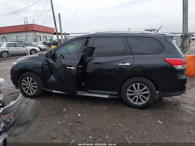Nissan Pathfinder Sv