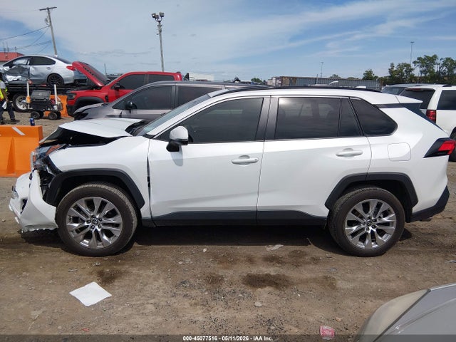 Toyota RAV4 Xle Premium
