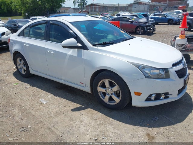 Salvage Chevrolet Cruze Image