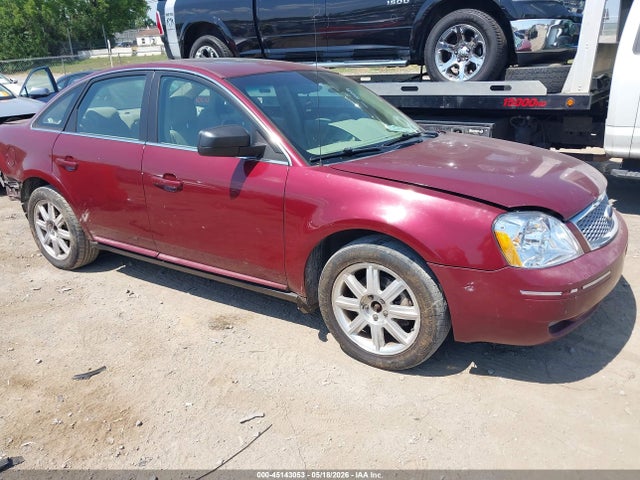 Salvage Ford Five Hundred Image