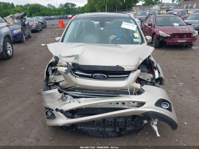 Ford C-MAX Energi Titanium