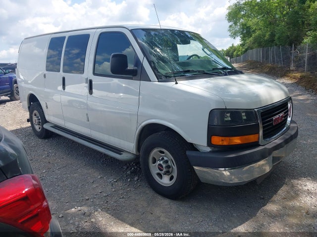 Salvage GMC Savana Image