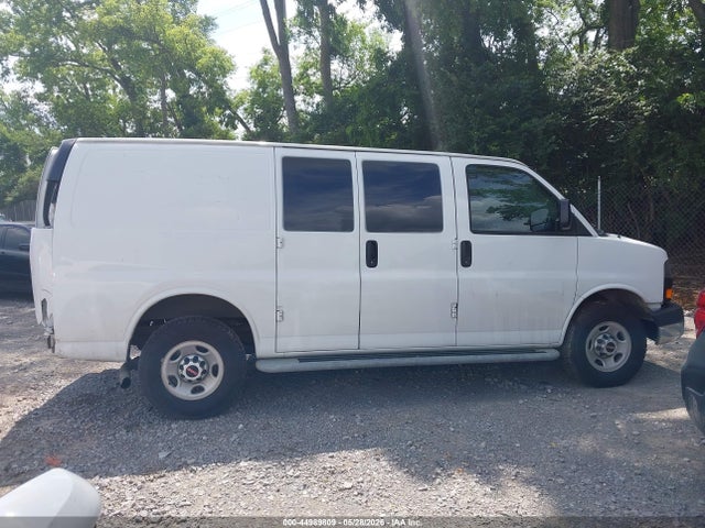 GMC Savana Work Van