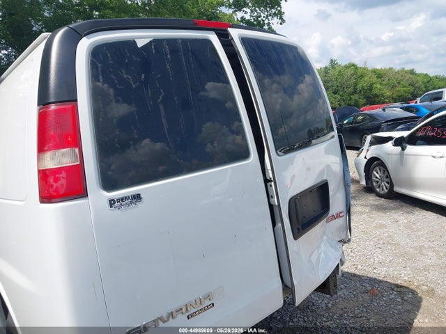 GMC Savana Work Van