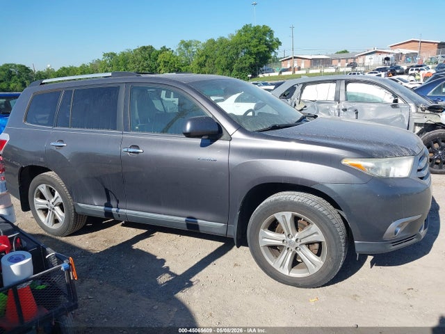 Toyota Highlander Limited V6