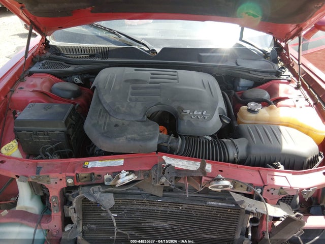 Dodge Challenger Sxt