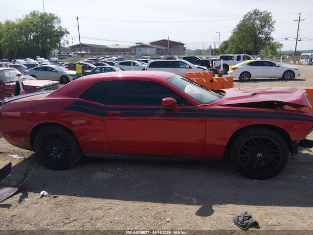 Dodge Challenger Sxt
