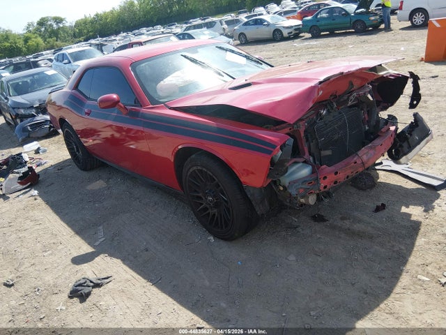 Salvage Dodge Challenger Image