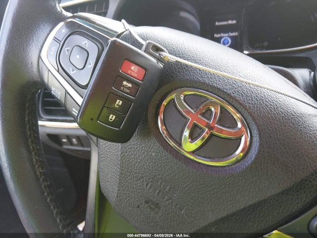 Toyota Avalon Hybrid Xle Premium
