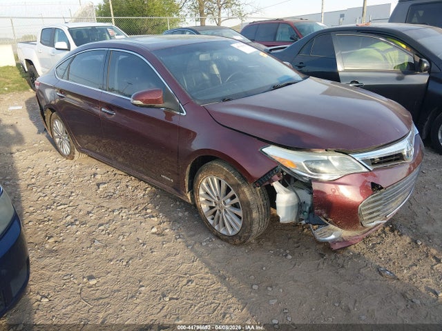 Salvage Toyota Avalon Hybrid Image