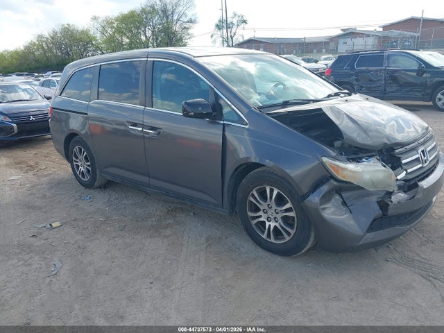 Salvage Honda Odyssey Image