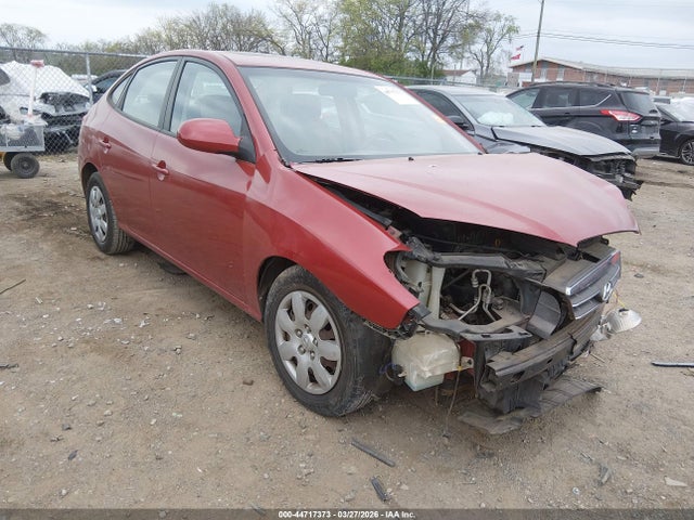 Salvage Hyundai ELANTRA Image