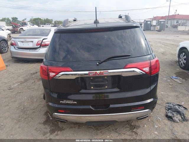 GMC Acadia Denali