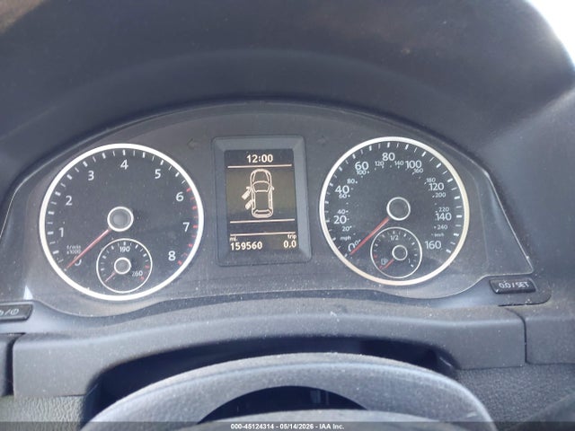 Volkswagen Tiguan S