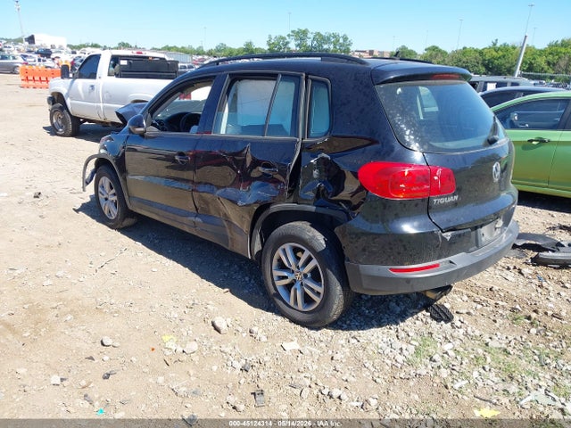 Volkswagen Tiguan S