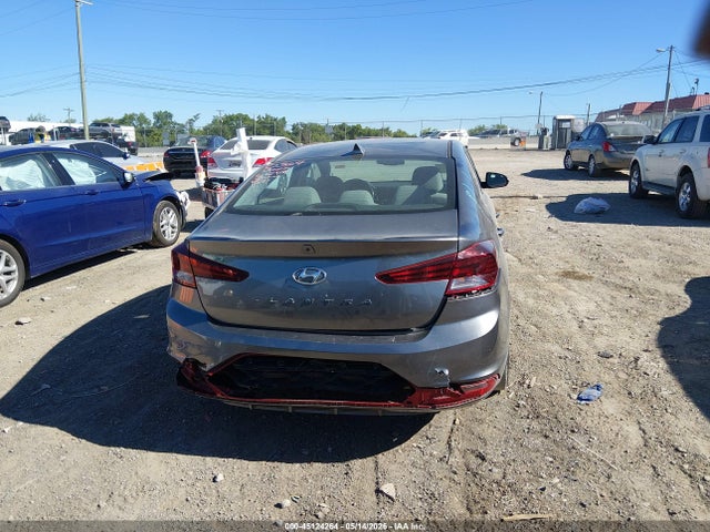 Hyundai ELANTRA Value Edition