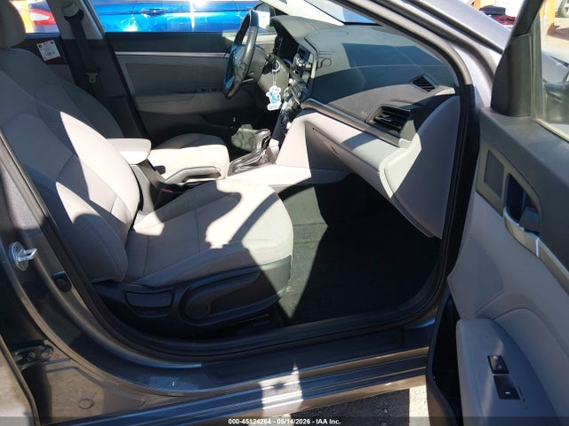 Hyundai ELANTRA Value Edition