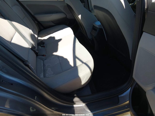 Hyundai ELANTRA Value Edition
