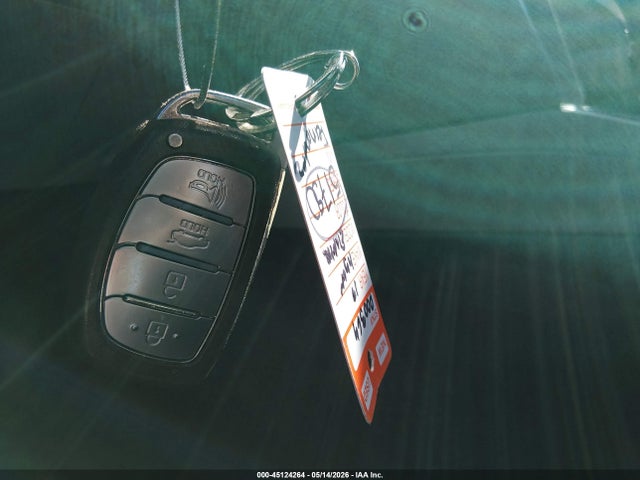 Hyundai ELANTRA Value Edition