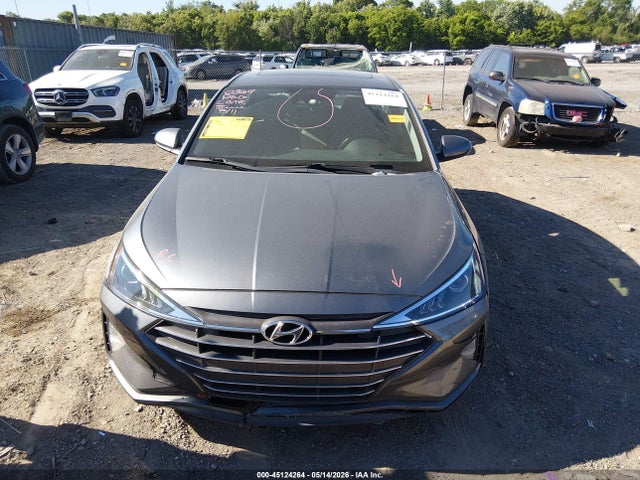 Hyundai ELANTRA Value Edition