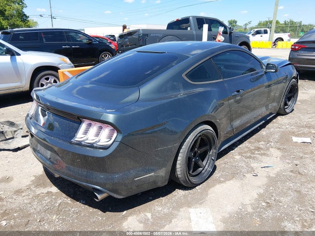 Ford Mustang V6