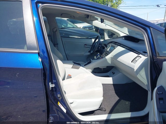Toyota Prius Three