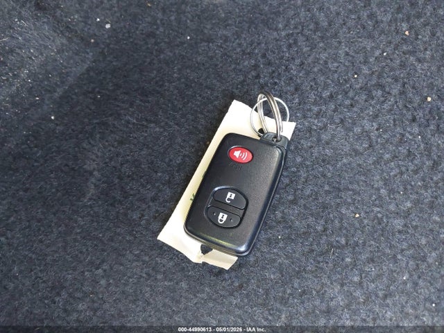 Toyota Prius Three