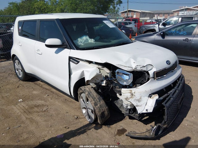 Salvage Kia Soul Image