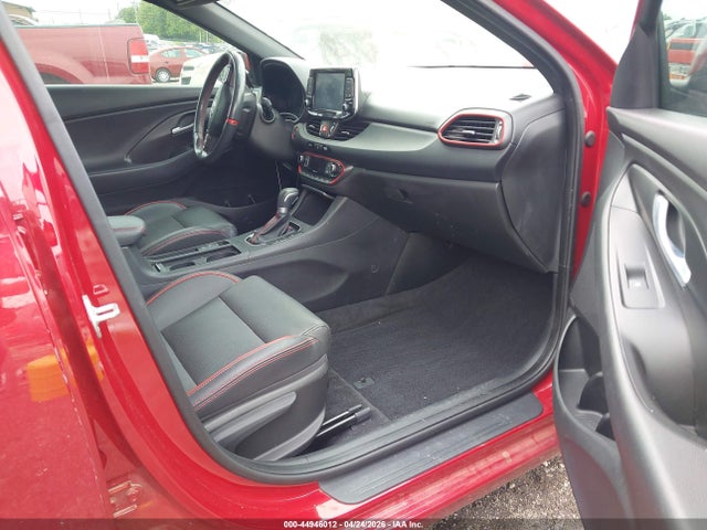 Hyundai ELANTRA Sport