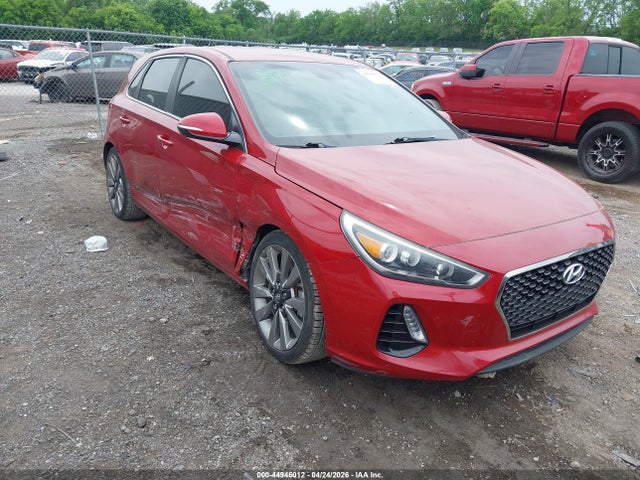 Salvage Hyundai ELANTRA Image