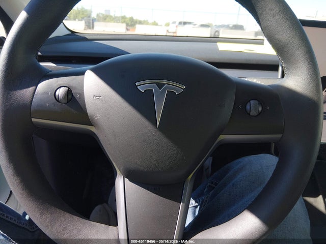 Tesla Model 3 Rear-wheel Drive