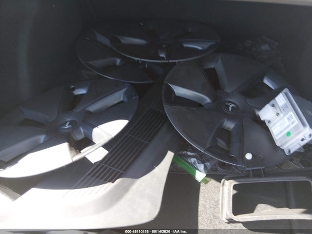 Tesla Model 3 Rear-wheel Drive