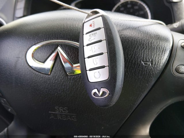 INFINITI Qx