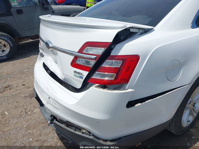 Ford Taurus Sel