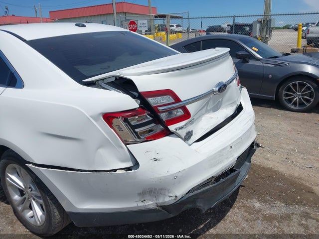 Ford Taurus Sel