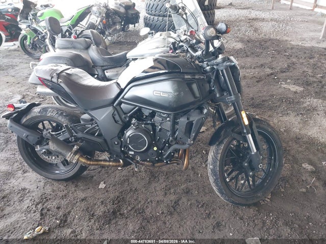 Cf Moto 700 CL X