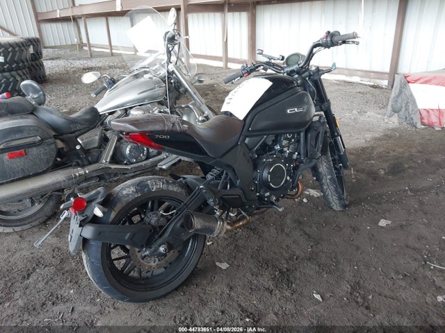 Cf Moto 700 CL X