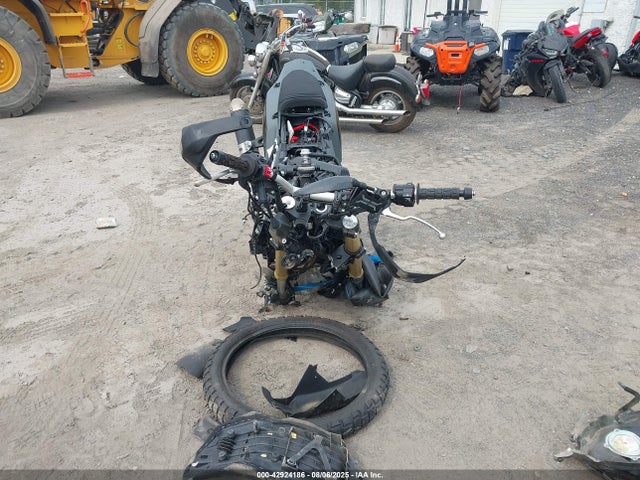 Yamaha Xtz690