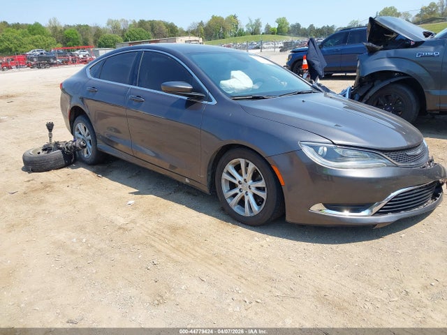 Salvage Chrysler 200 Image