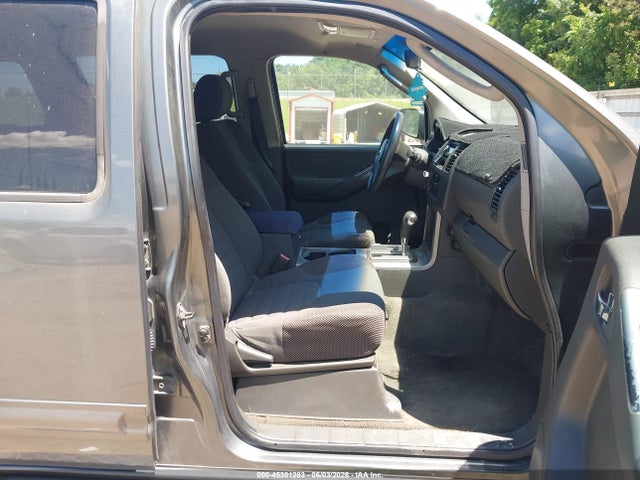 Nissan Pathfinder S