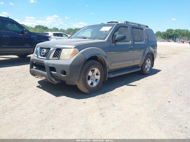 Nissan Pathfinder S