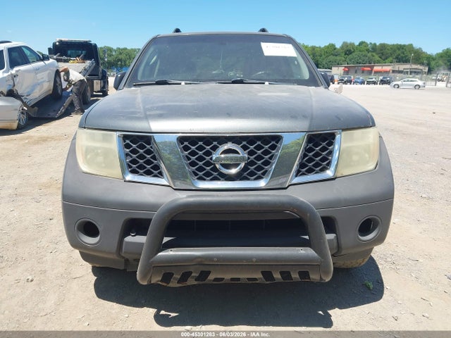 Nissan Pathfinder S
