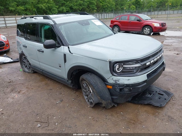 Salvage Ford Bronco Image