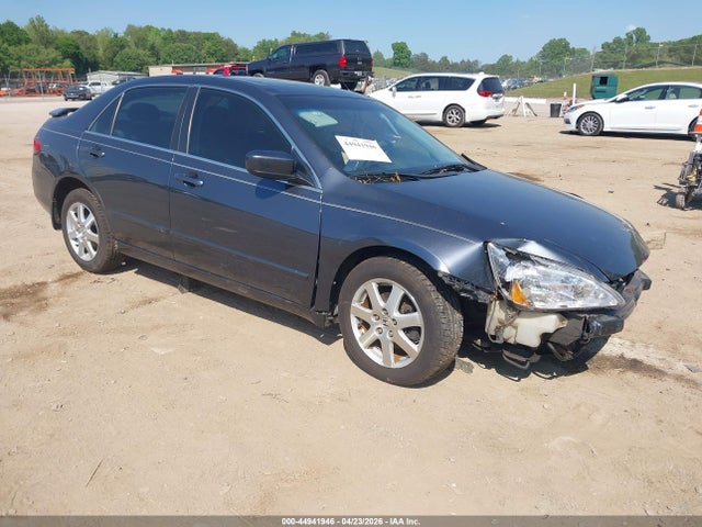 Salvage Honda Accord Image