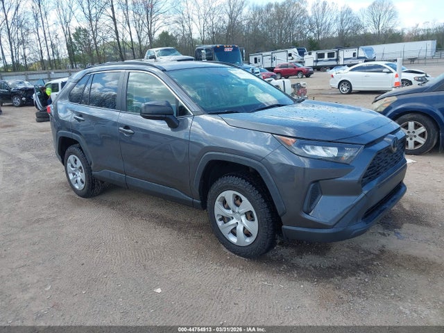 Salvage Toyota RAV4 Image